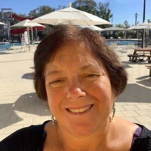 Meet your Posher, Catherine